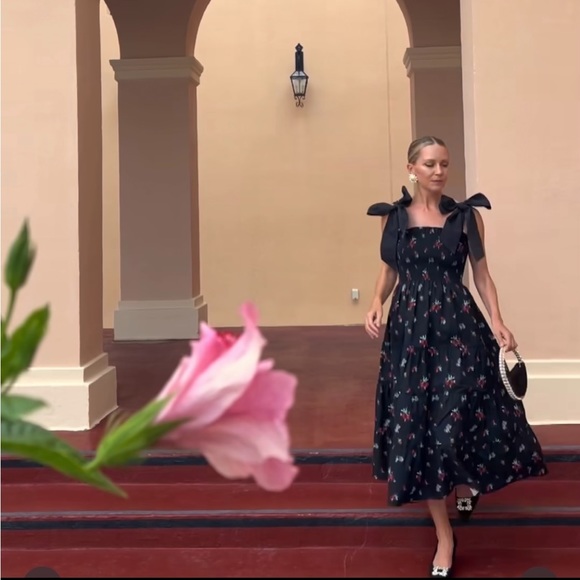 Hill House Dresses & Skirts - Hill House Ribbon Ellie Nap Dress Black Floral Ikat Taffeta